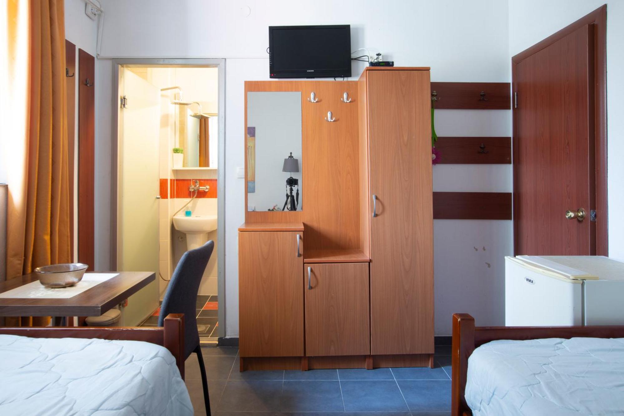 Apartments Maxhit Тиват Екстериор снимка