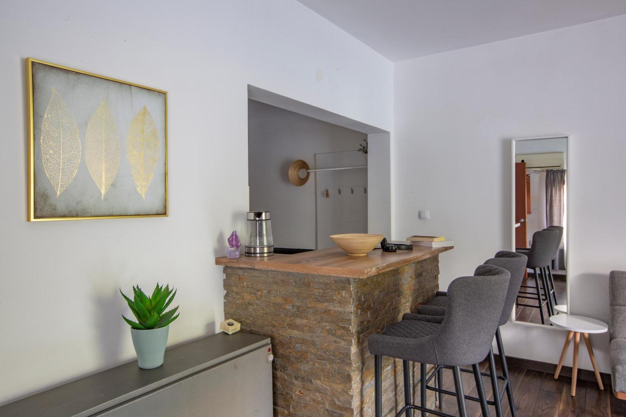 Apartments Maxhit Тиват Екстериор снимка
